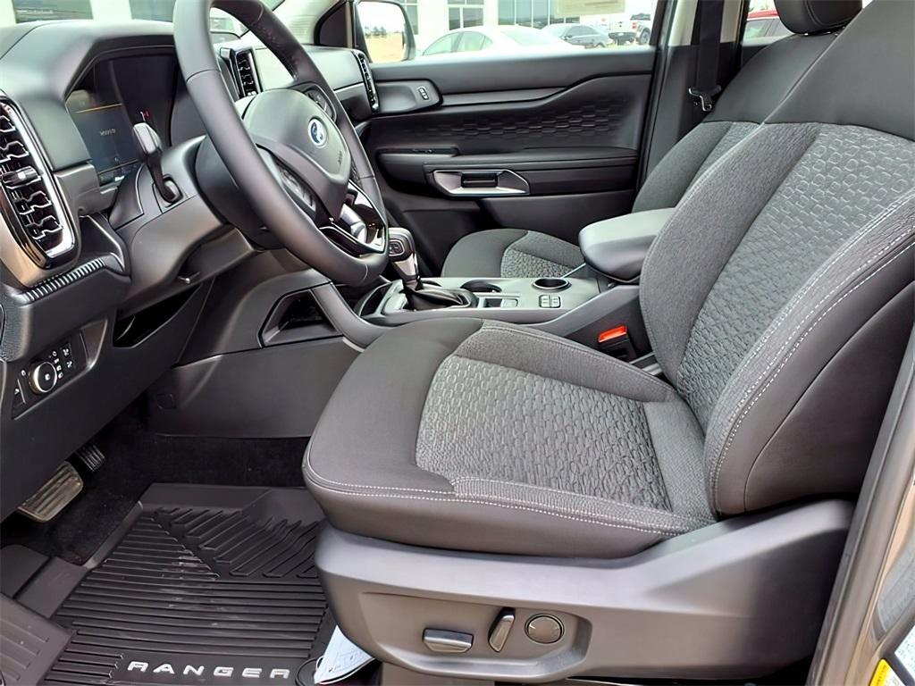 new 2025 Ford Ranger car, priced at $39,424