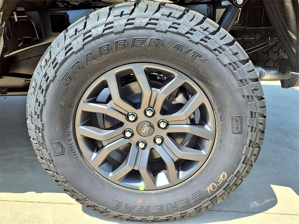 new 2025 Ford F-150 car