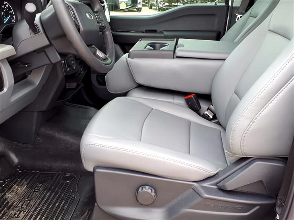 new 2025 Ford F-250 car, priced at $47,499