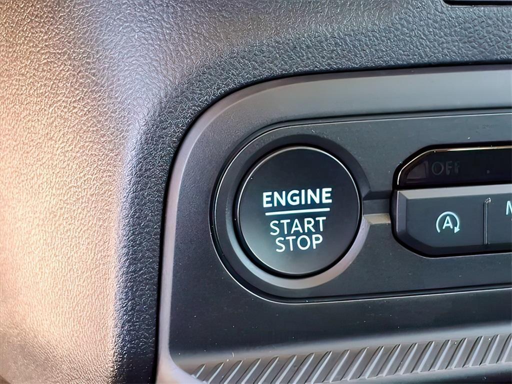 new 2025 Ford Bronco Sport car, priced at $33,799