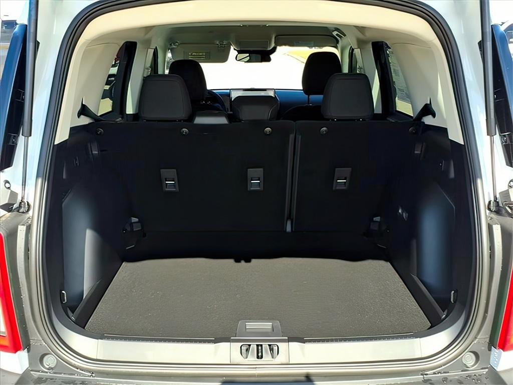 new 2025 Ford Bronco Sport car, priced at $33,799