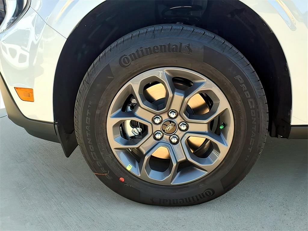 new 2025 Ford Maverick car, priced at $32,840