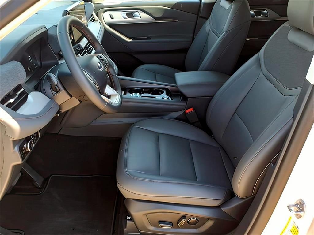 new 2025 Ford Explorer car, priced at $43,960