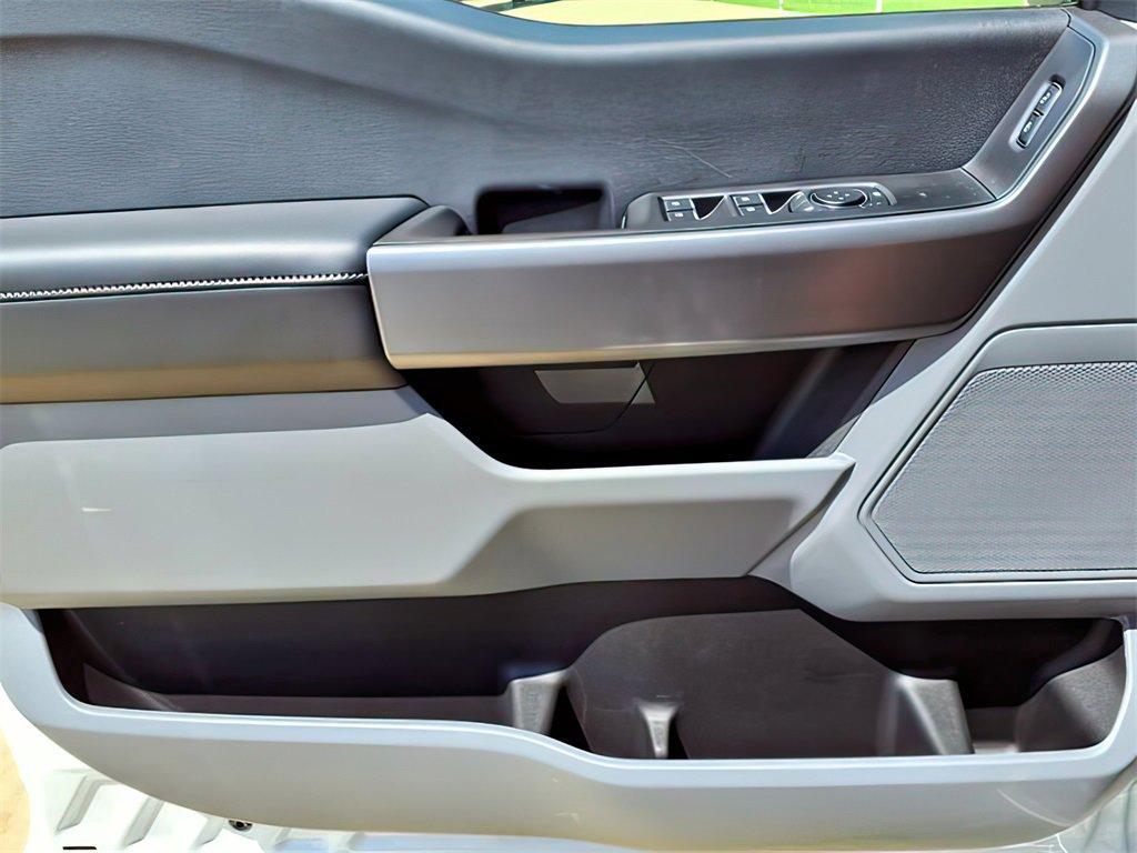 new 2025 Ford F-250 car, priced at $67,641
