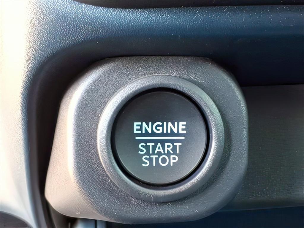 new 2025 Ford Maverick car, priced at $34,999