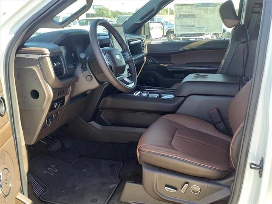 new 2024 Ford Expedition car, priced at $73,971