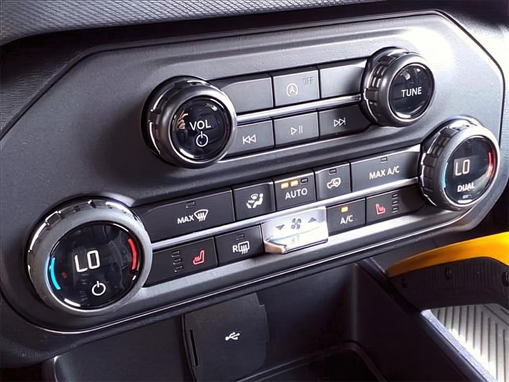 new 2024 Ford Bronco car, priced at $53,195