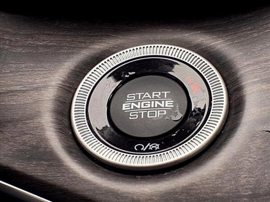 used 2021 Jeep Grand Cherokee L car, priced at $25,888