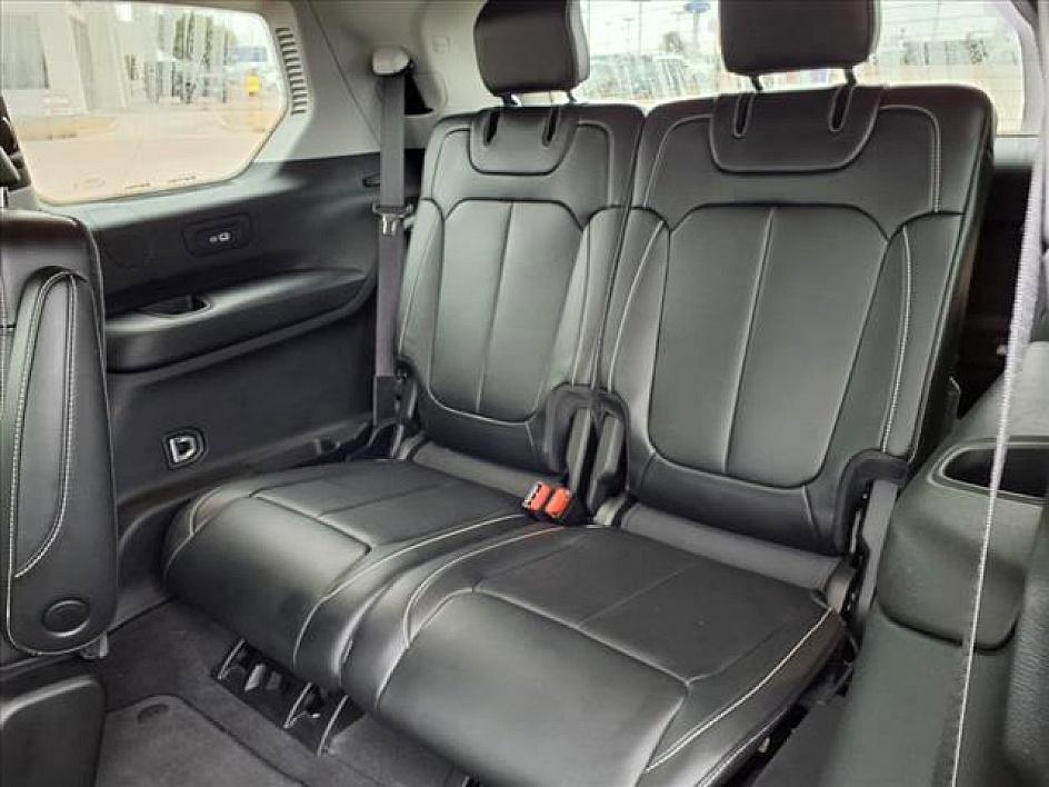 used 2021 Jeep Grand Cherokee L car, priced at $25,888