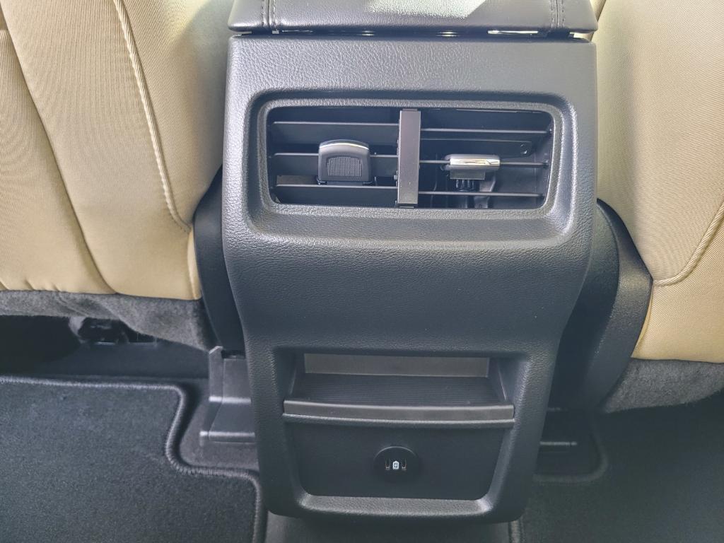 used 2024 Ford Edge car, priced at $29,994