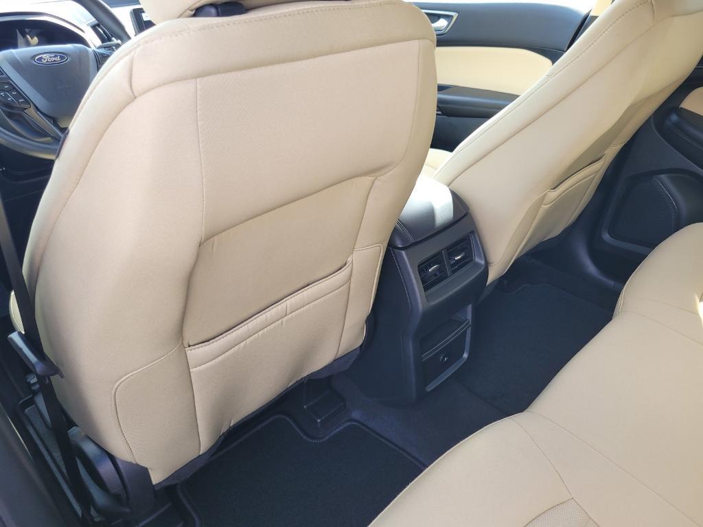 used 2024 Ford Edge car, priced at $29,994