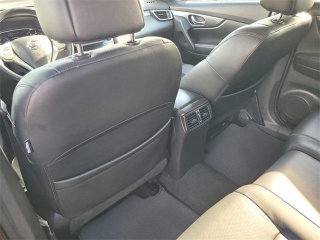 used 2015 Nissan Rogue car, priced at $11,900