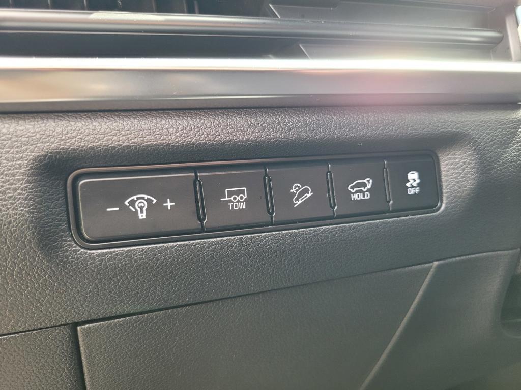 used 2024 Kia Telluride car, priced at $47,384