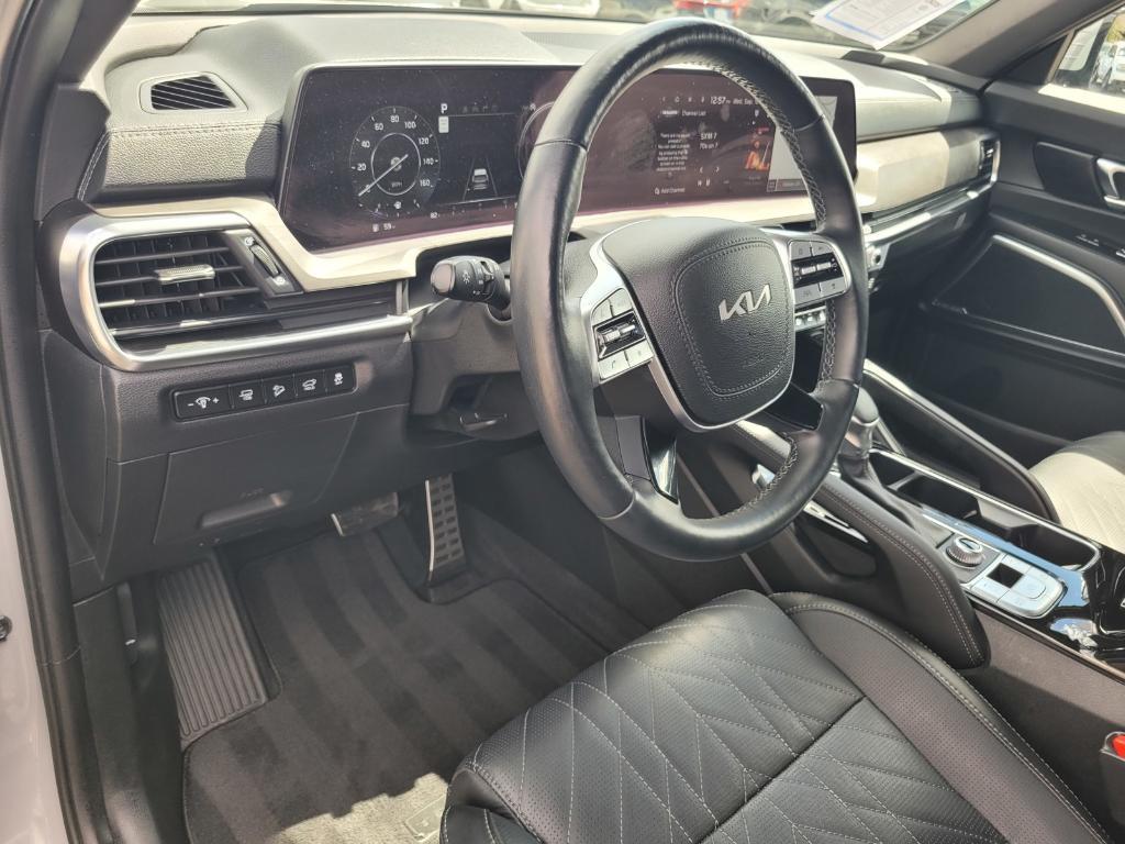 used 2024 Kia Telluride car, priced at $47,384