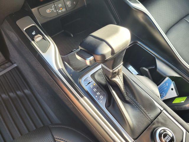 used 2025 Kia Sorento car, priced at $33,762