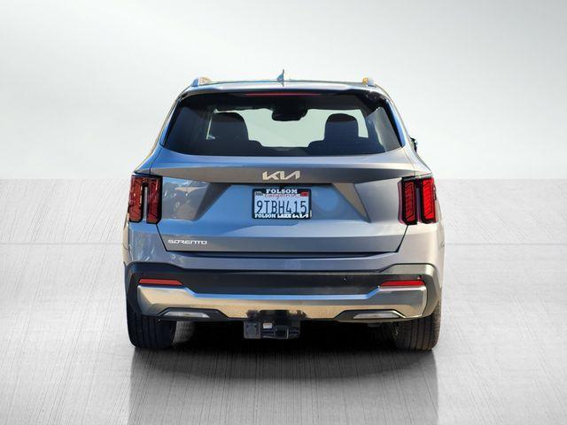 used 2025 Kia Sorento car, priced at $33,762