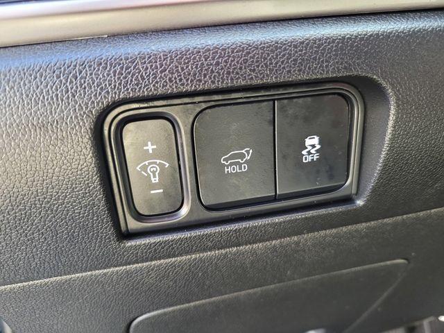 used 2025 Kia Sorento car, priced at $33,762