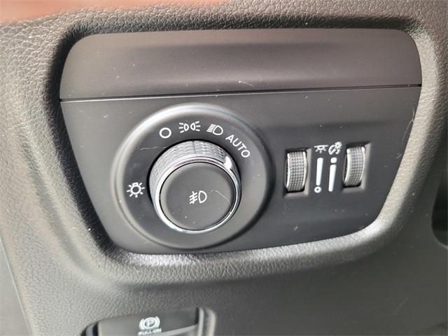 used 2022 Jeep Grand Cherokee car, priced at $38,836