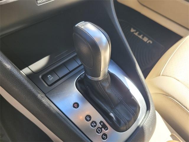 used 2011 Volkswagen Jetta SportWagen car, priced at $9,998