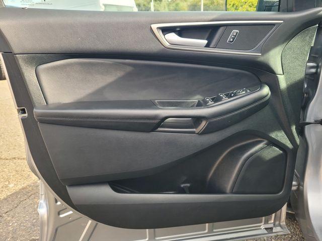 used 2023 Ford Edge car, priced at $22,142