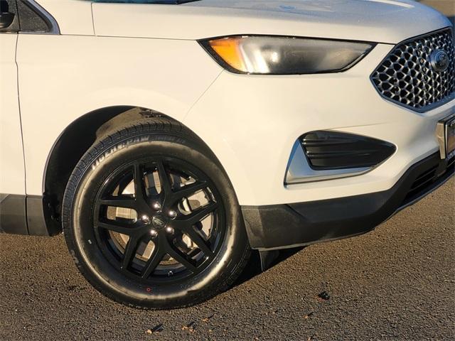 used 2024 Ford Edge car, priced at $28,252