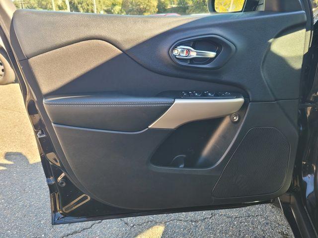 used 2018 Jeep Cherokee car, priced at $12,308