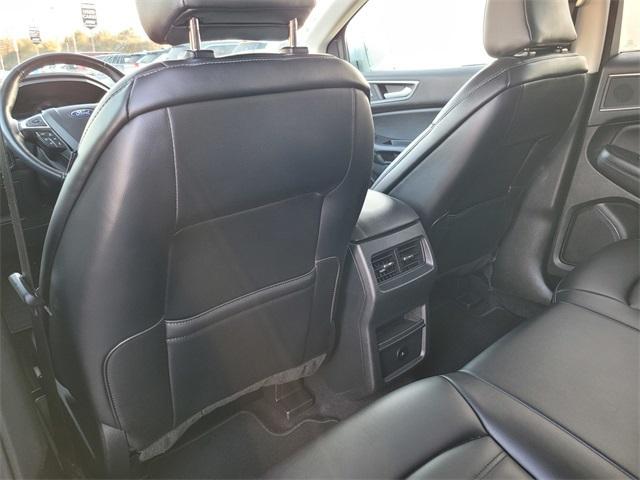 used 2023 Ford Edge car, priced at $25,000