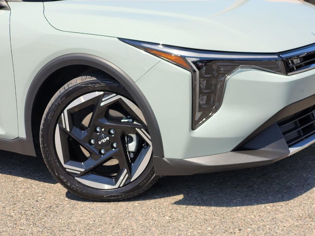 used 2025 Kia K4 car, priced at $22,760