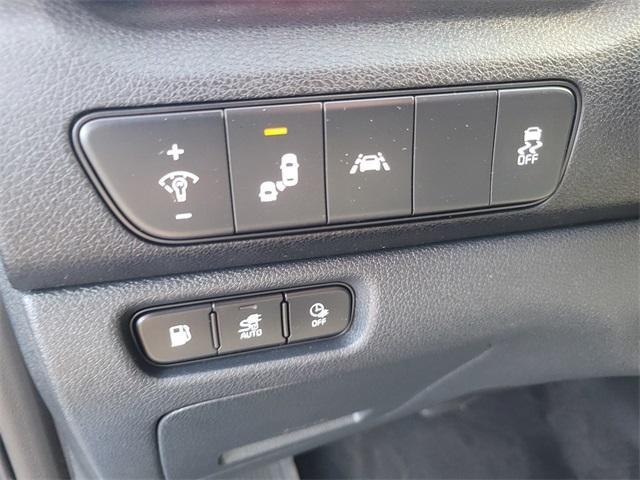 used 2022 Kia Niro Plug-In Hybrid car, priced at $25,803