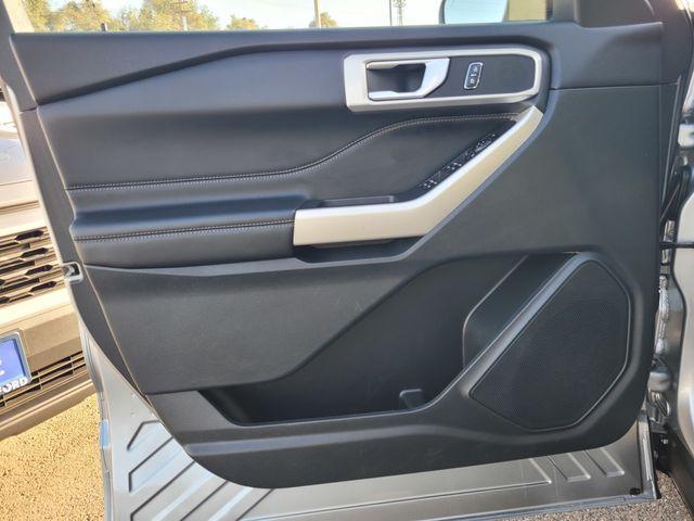 used 2022 Ford Explorer car, priced at $29,985