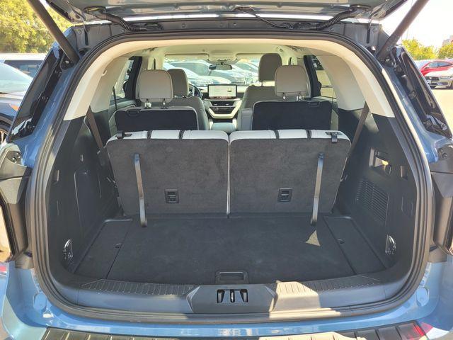 used 2025 Ford Explorer car, priced at $40,293