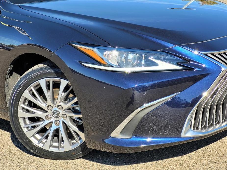 used 2020 Lexus ES 350 car, priced at $33,239