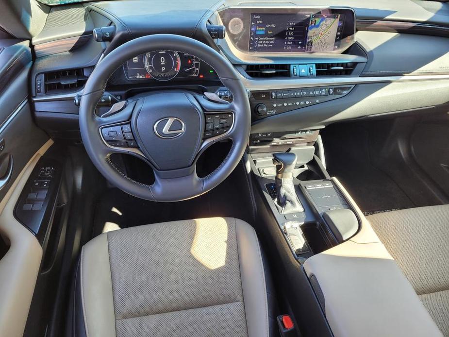 used 2020 Lexus ES 350 car, priced at $33,239