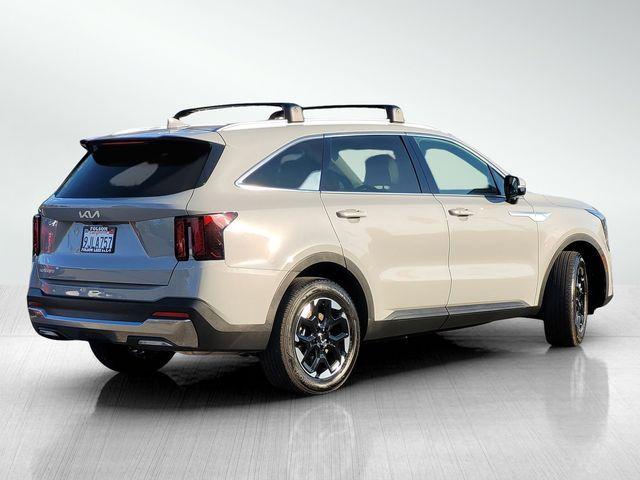 used 2024 Kia Sorento car, priced at $28,811