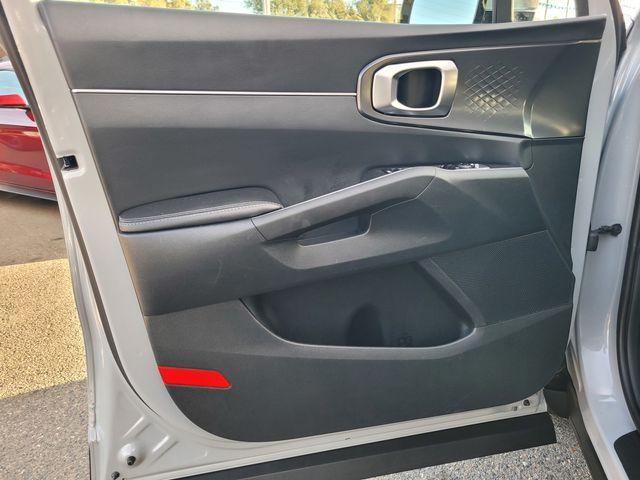 used 2024 Kia Sorento car, priced at $28,811