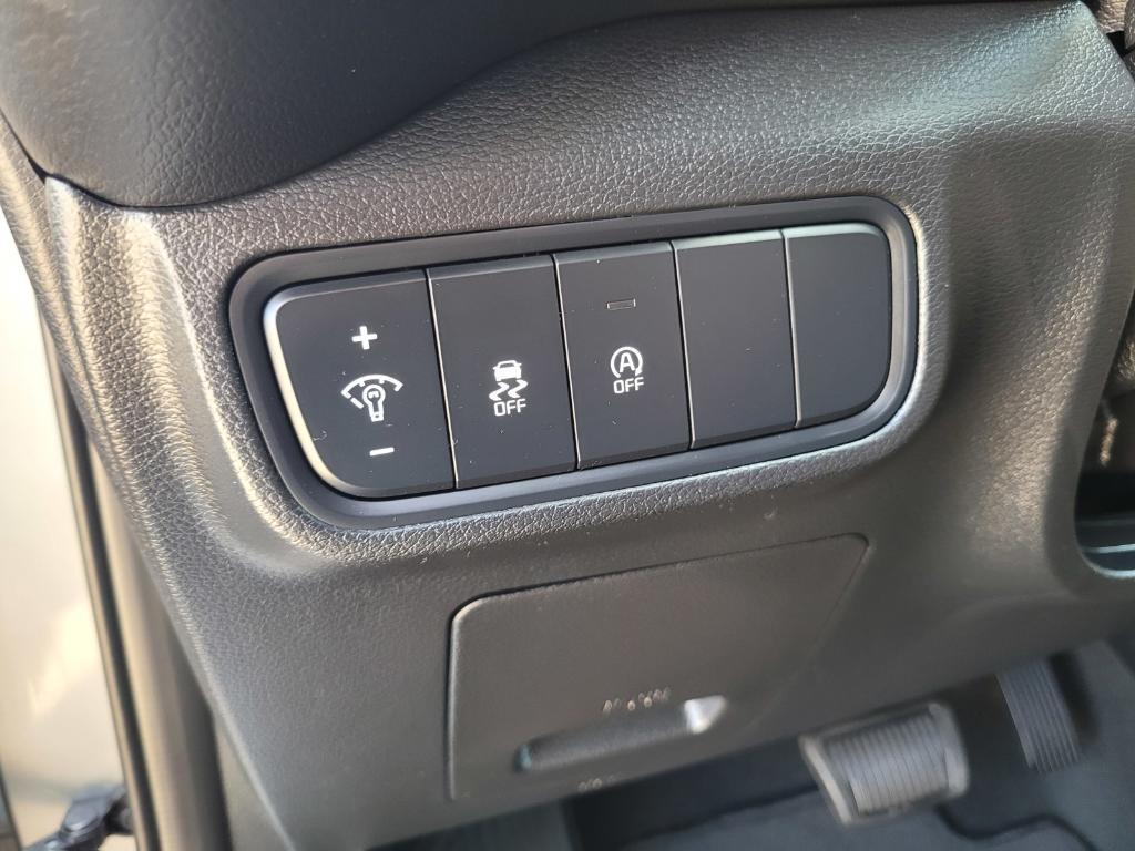 used 2023 Kia Soul car, priced at $17,628