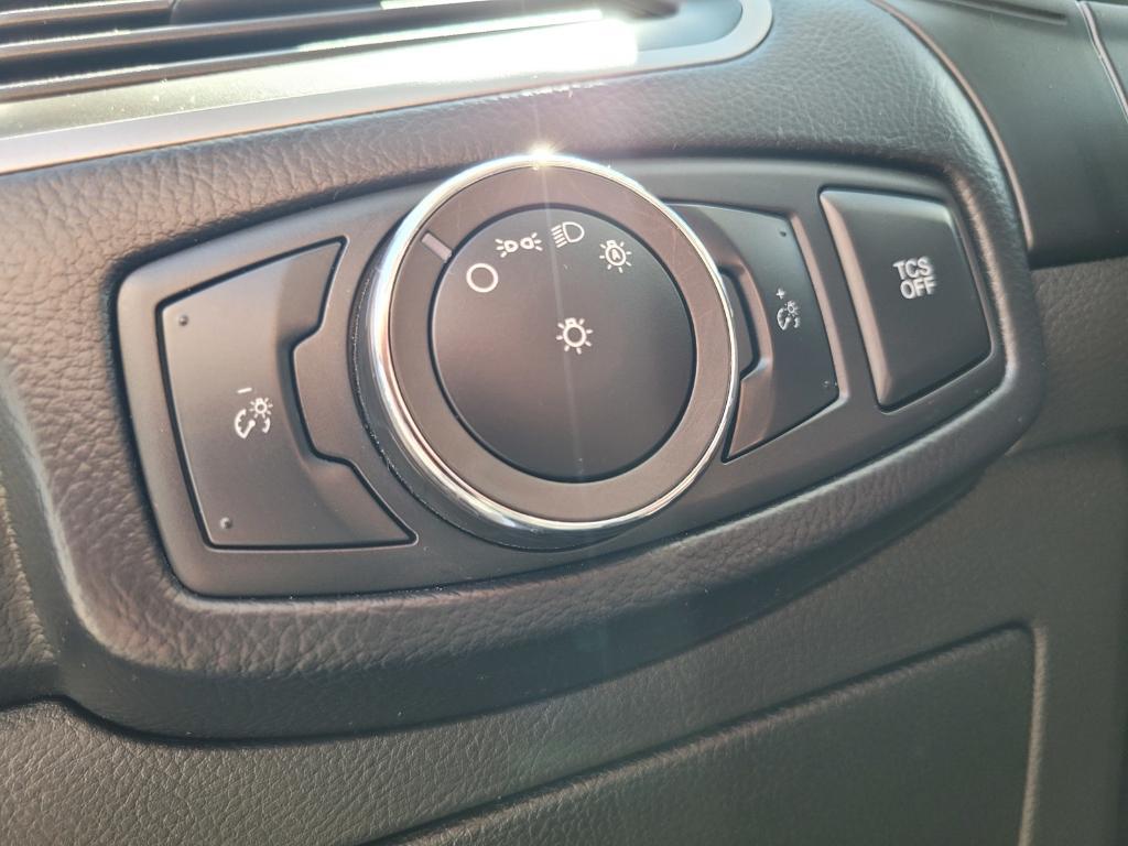 used 2023 Ford Edge car, priced at $24,956