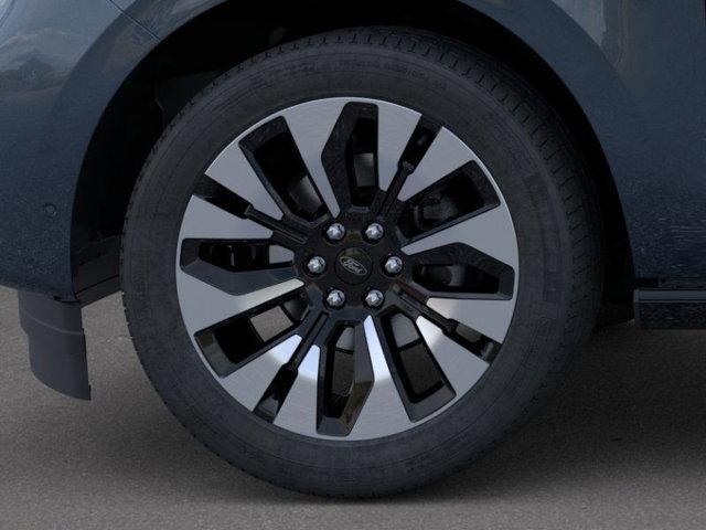new 2025 Ford Expedition car, priced at $79,730