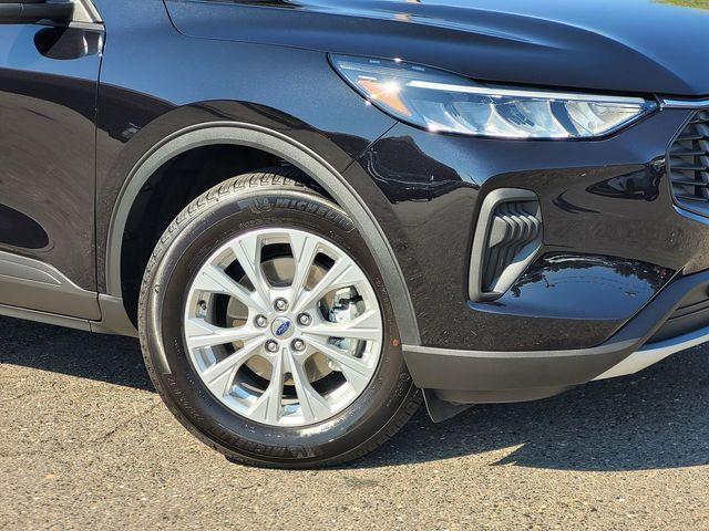 used 2025 Ford Escape car, priced at $29,479