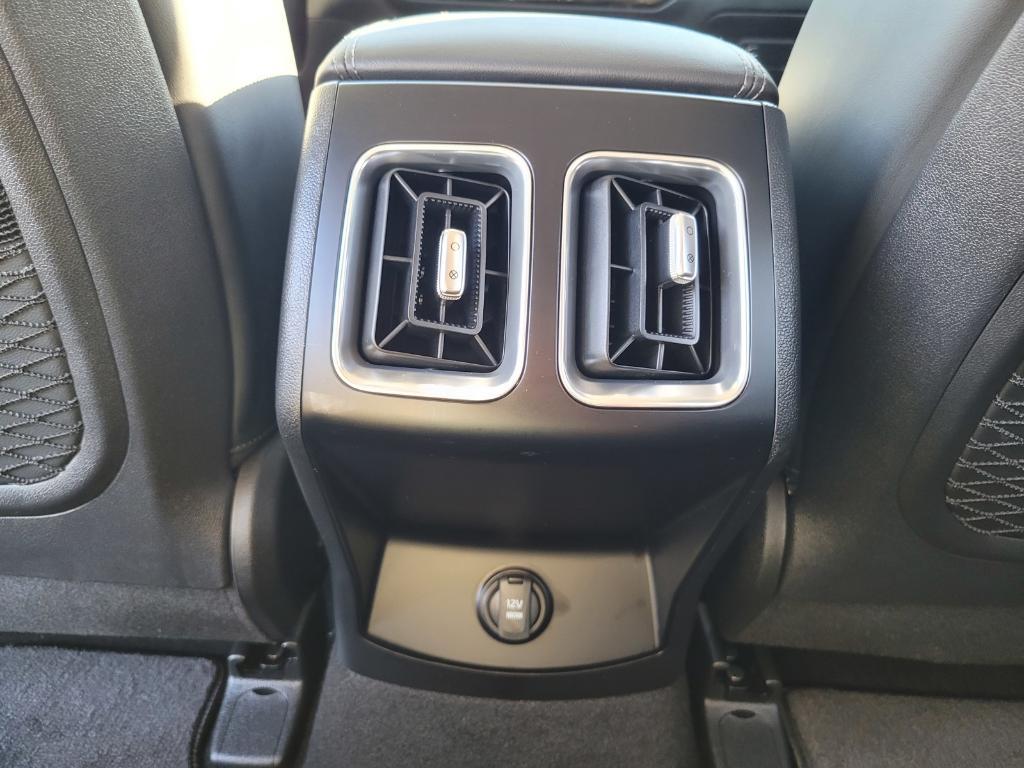 used 2025 Kia Sorento Hybrid car, priced at $36,877