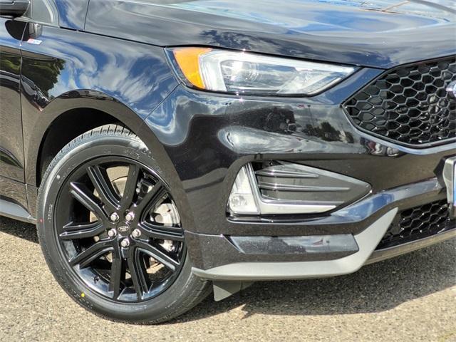 used 2022 Ford Edge car, priced at $28,418