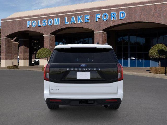 new 2025 Ford Expedition car, priced at $73,340