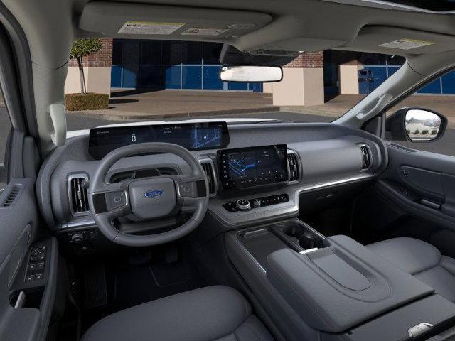 new 2025 Ford Expedition car, priced at $73,340