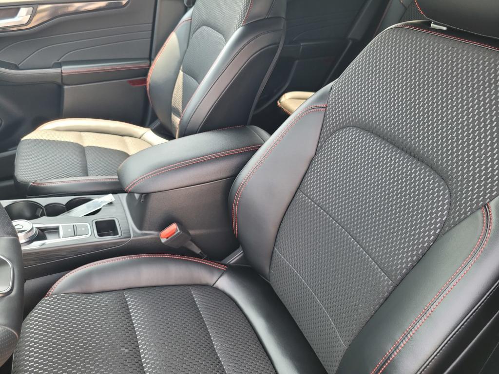 used 2024 Ford Escape car, priced at $28,834