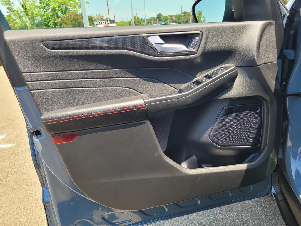 used 2024 Ford Escape car, priced at $28,834
