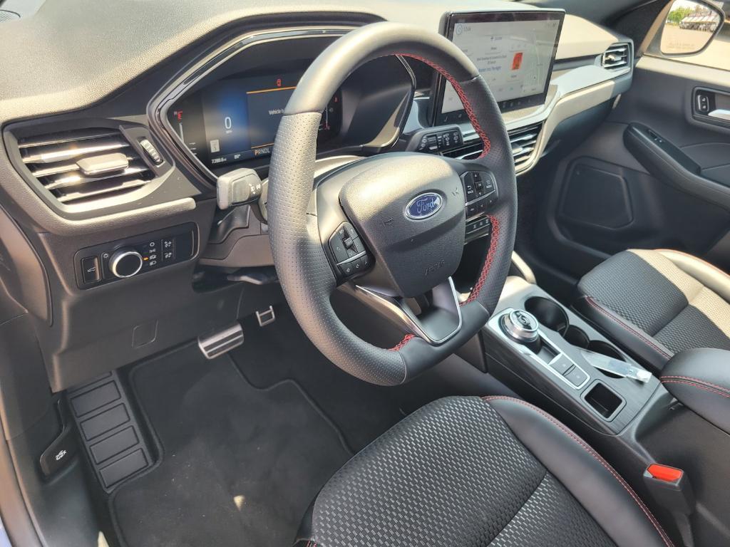 used 2024 Ford Escape car, priced at $28,834