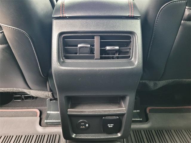 used 2022 Ford Edge car, priced at $28,396