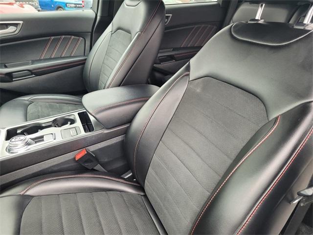 used 2022 Ford Edge car, priced at $28,396