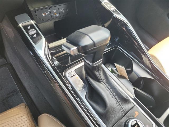 used 2024 Kia Sorento car, priced at $46,385
