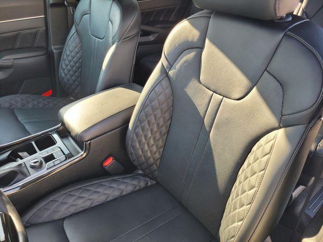 used 2022 Kia Sorento car, priced at $31,206